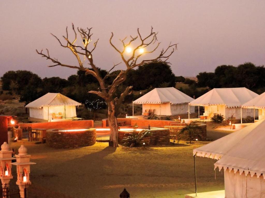 Golden Sandstone Hotel Desert Safari Camp Jaisalmer Exteriör bild